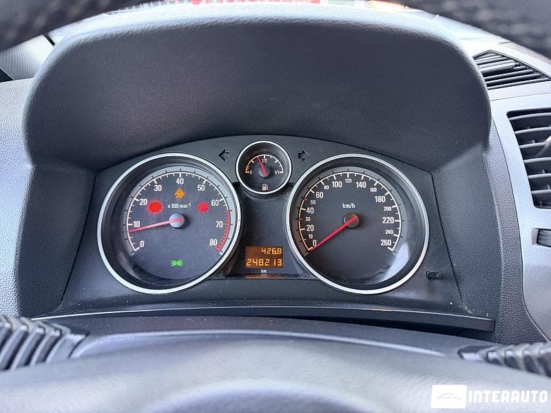 2006 Opel Zafira — Miniatură 9