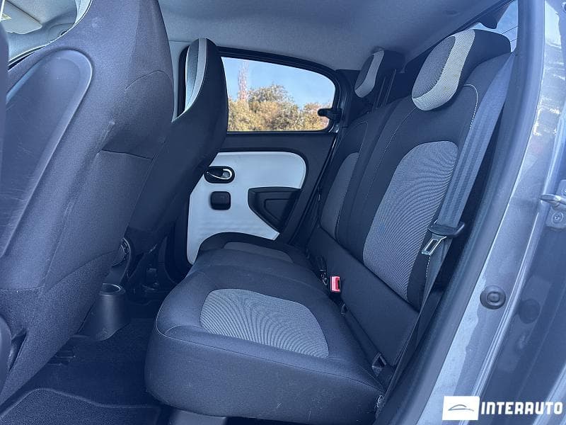 2021 Renault Twingo — Miniatură 17