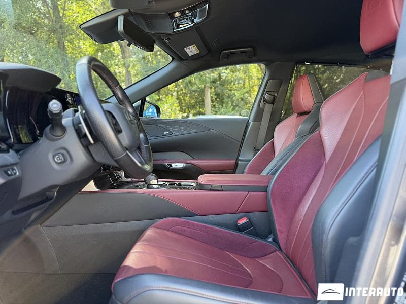 Lexus RX 500h 2023 — Миниатюра 8