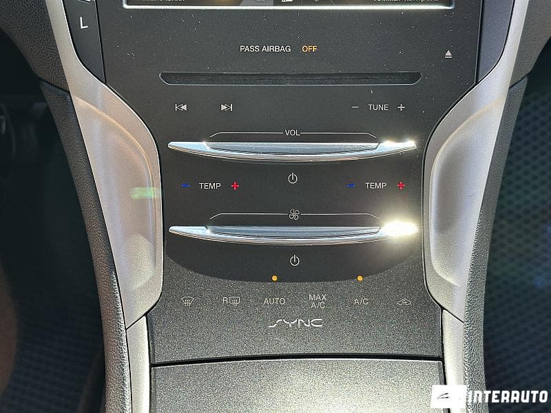 2015 Lincoln MKZ — Miniatură 11
