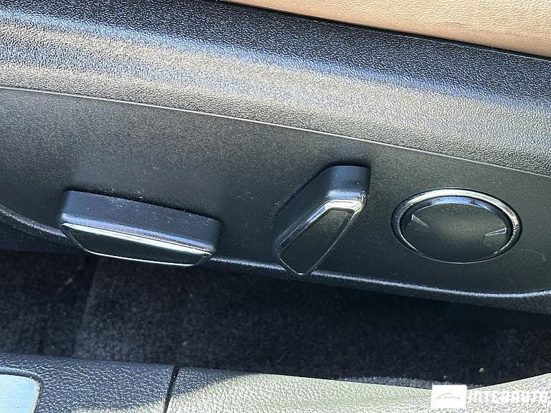 2015 Lincoln MKZ — Miniatură 18