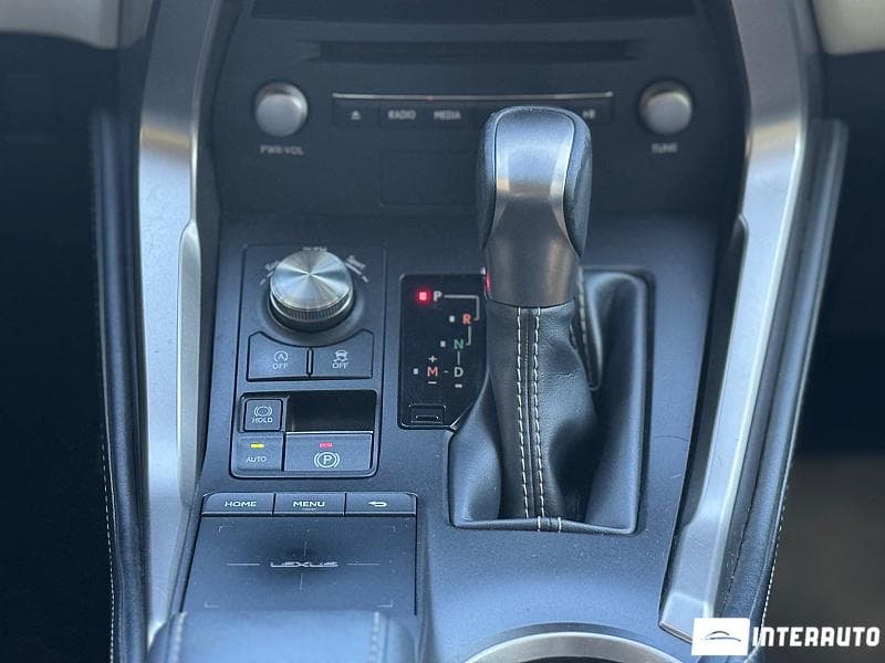 2021 Lexus NX 200 — Miniatură 15