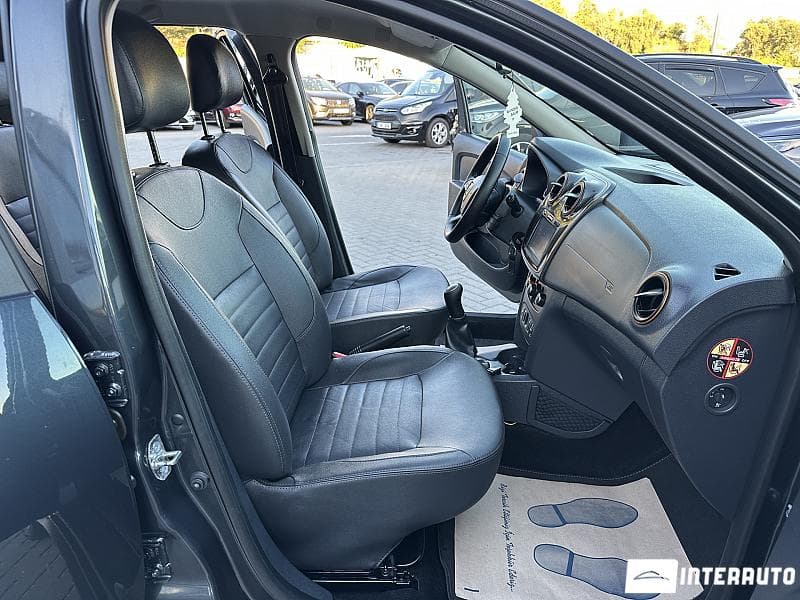 2017 Dacia Sandero Stepway — Miniatură 14