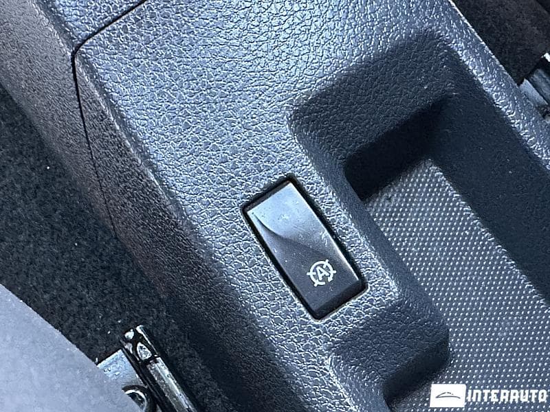 2017 Dacia Sandero Stepway — Miniatură 15
