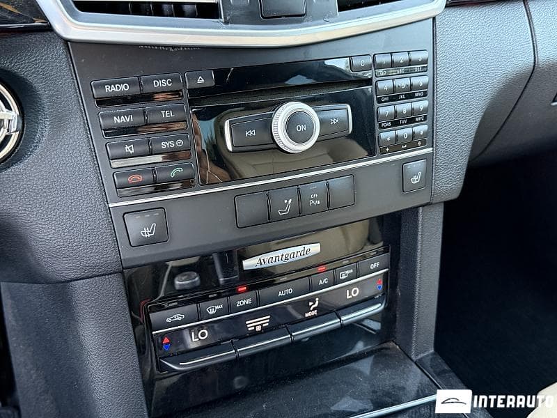 2010 Mercedes E 220 — Miniatură 13