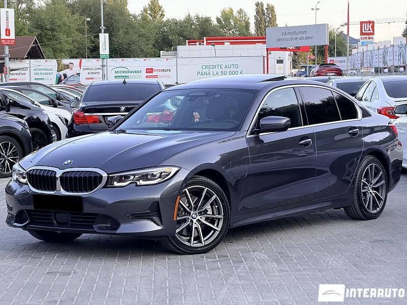 BMW 330E