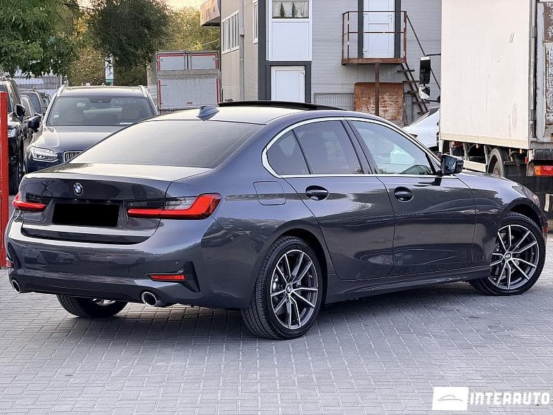 2021 BMW 330E — Miniatură 2