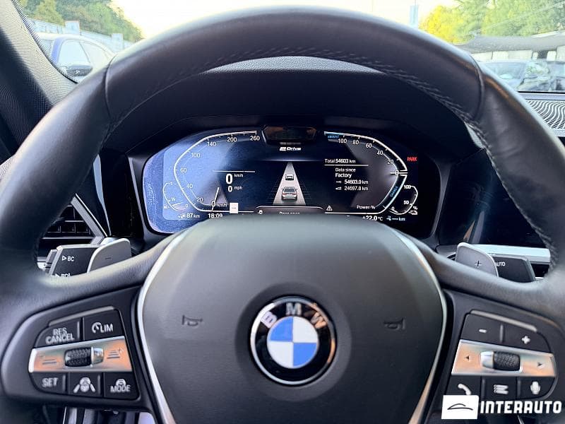 2021 BMW 330E — Miniatură 12