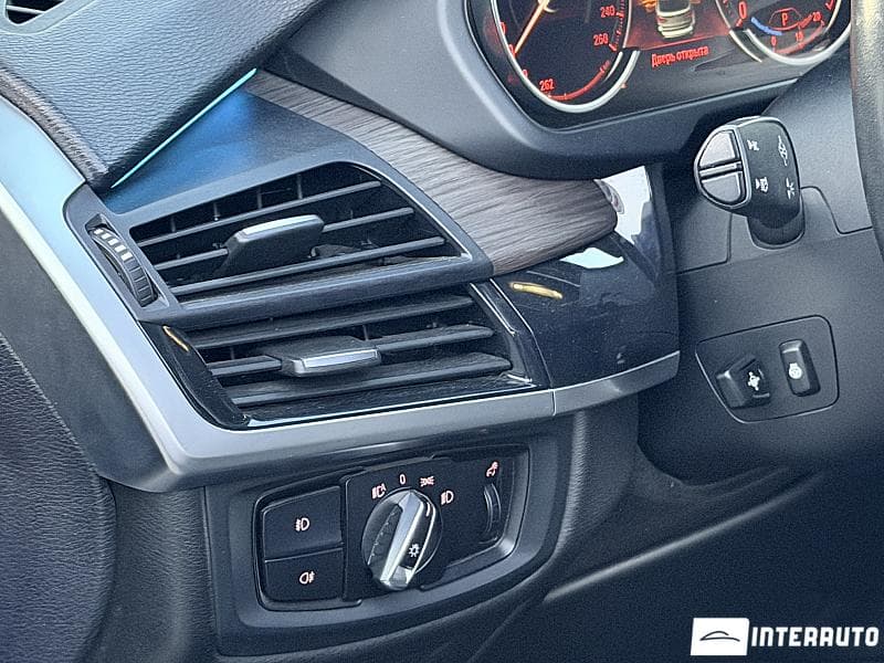 2014 BMW X5 3.5i — Miniatură 18