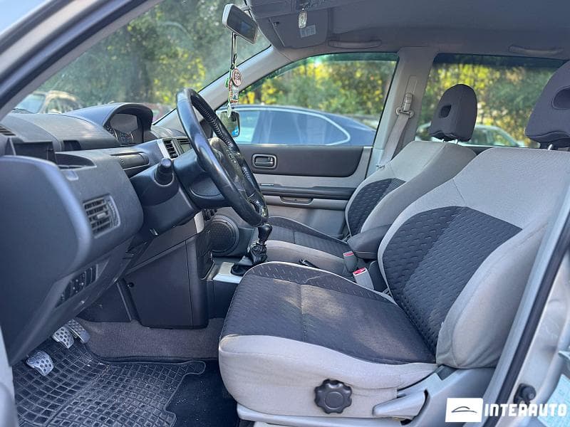 2004 Nissan X-Trail — Miniatură 6