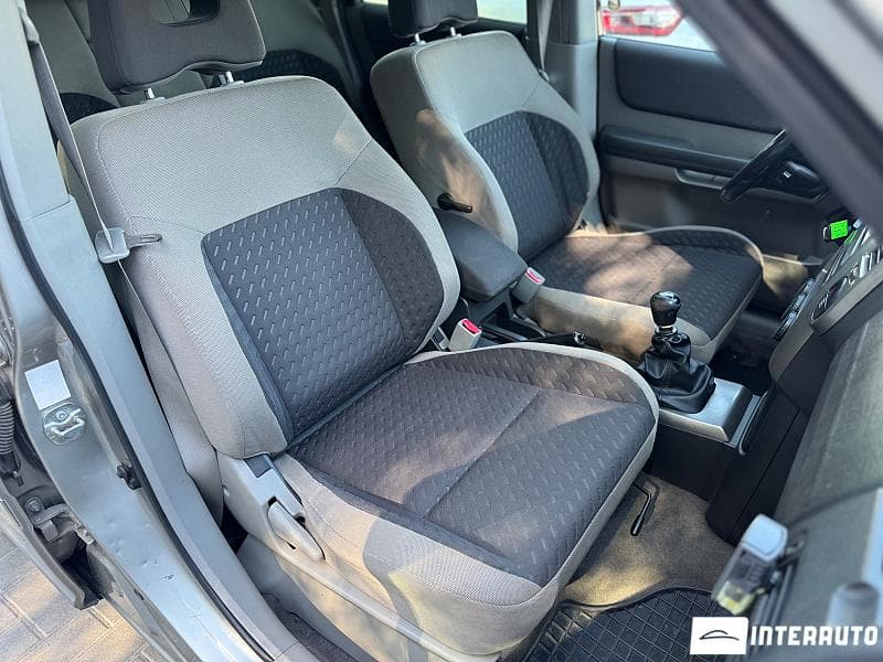 2004 Nissan X-Trail — Miniatură 13