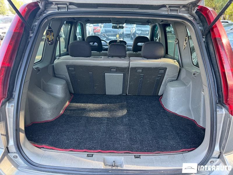 2004 Nissan X-Trail — Miniatură 16