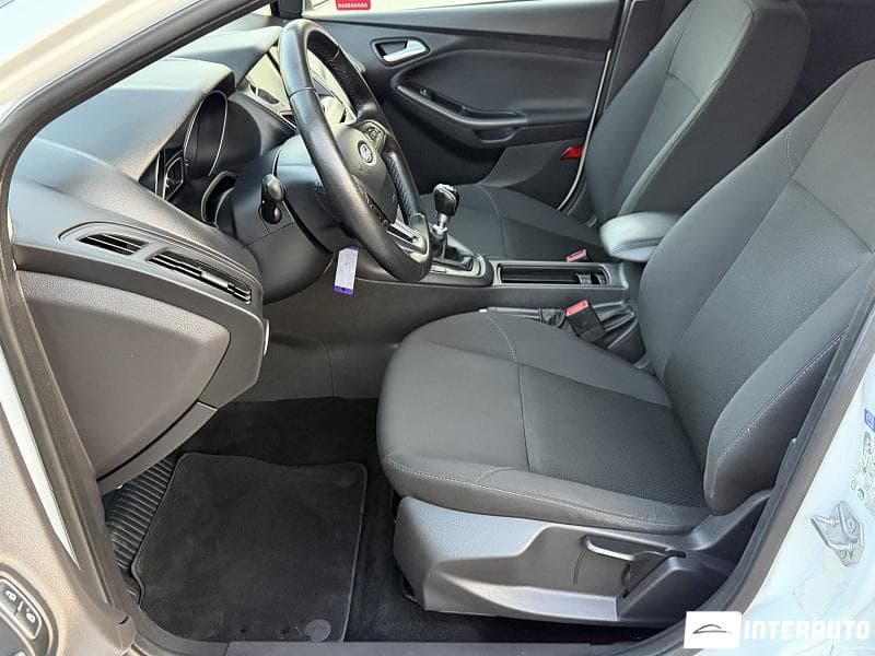 2015 Ford Focus — Miniatură 5