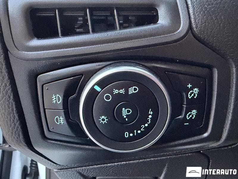 2015 Ford Focus — Miniatură 8
