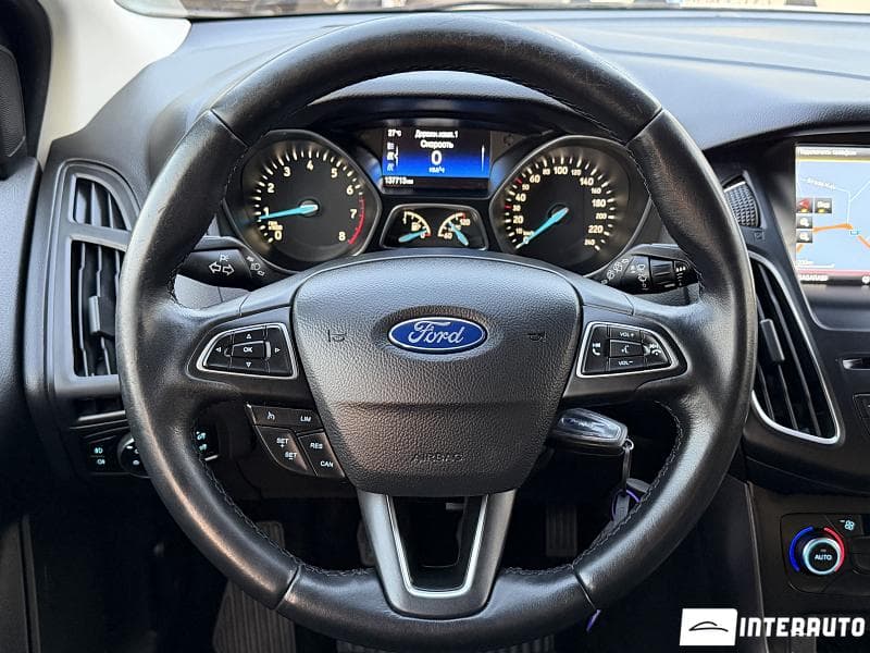 2015 Ford Focus — Miniatură 10