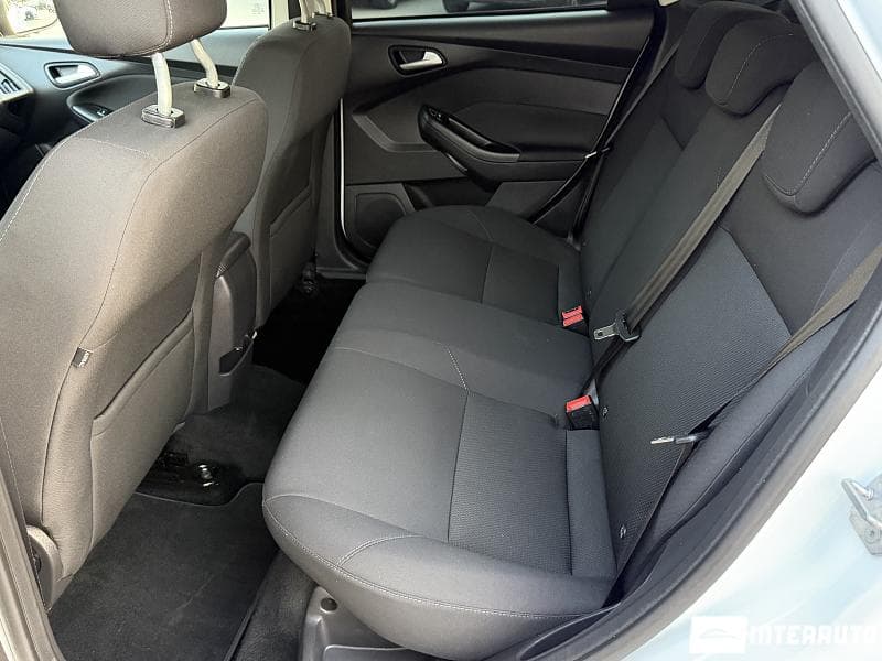 2015 Ford Focus — Miniatură 17