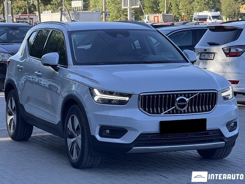 2020 Volvo XC 40 — Miniatură 2