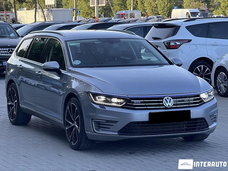 2018 Volkswagen Passat GTE — Miniatură 3