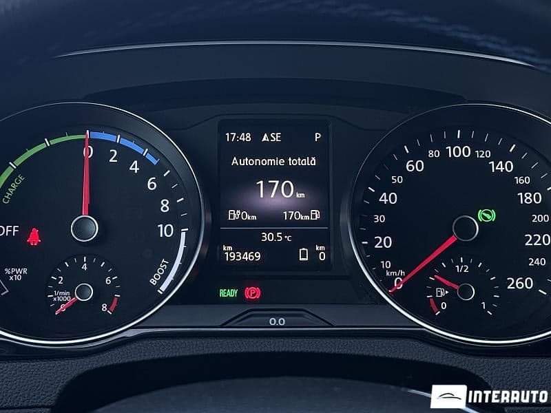 2018 Volkswagen Passat GTE — Miniatură 9
