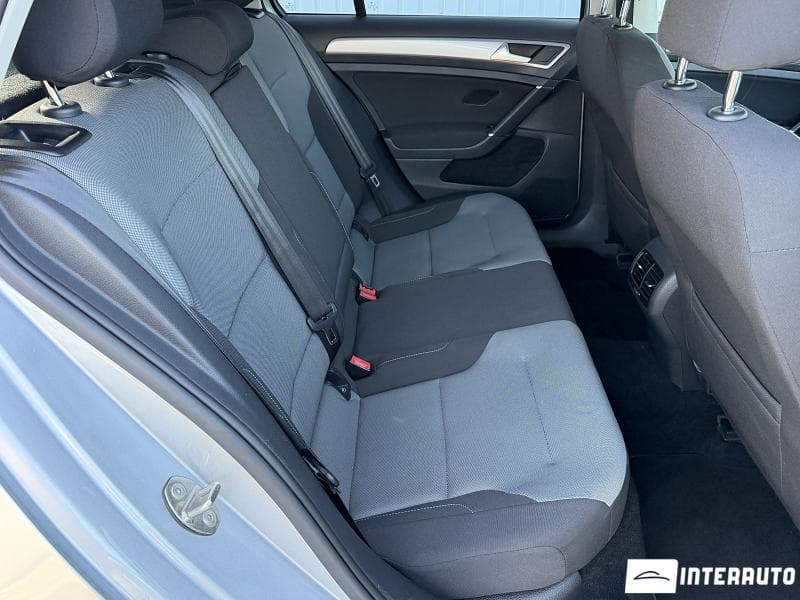 2016 Volkswagen e-Golf — Miniatură 18