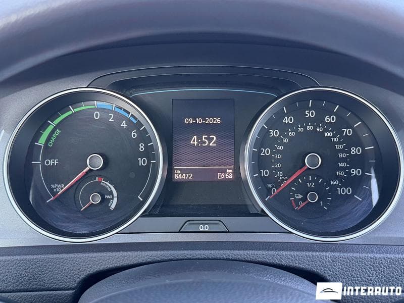 2016 Volkswagen e-Golf — Miniatură 11
