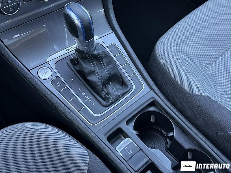 2016 Volkswagen e-Golf — Miniatură 15