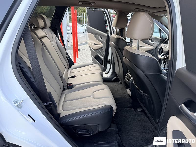 Hyundai Santa Fe 2023 — Миниатюра 13