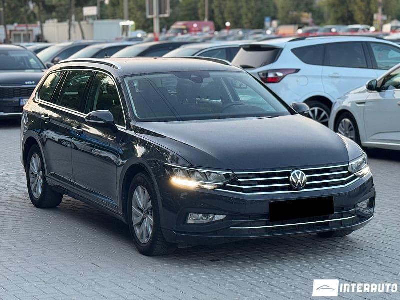 2021 Volkswagen Passat — Miniatură 3