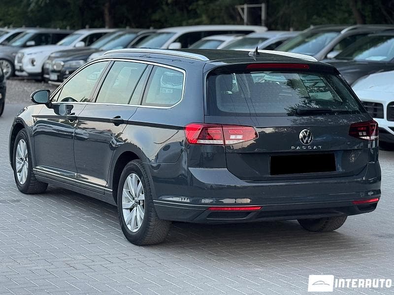 2021 Volkswagen Passat — Miniatură 4