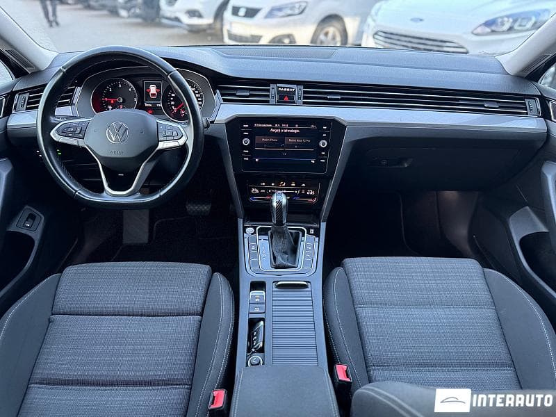 2021 Volkswagen Passat — Miniatură 11