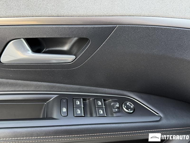 2022 Peugeot 3008 — Miniatură 9