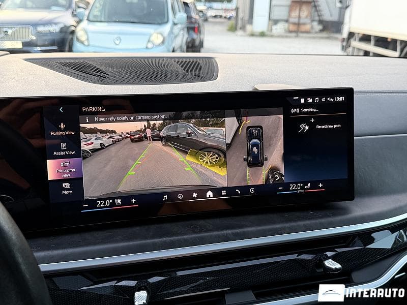 2023 BMW X5 4.0i — Miniatură 10