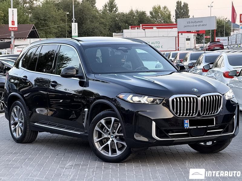 2023 BMW X5 4.0i — Miniatură 3