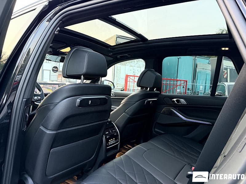 2023 BMW X5 4.0i — Miniatură 21