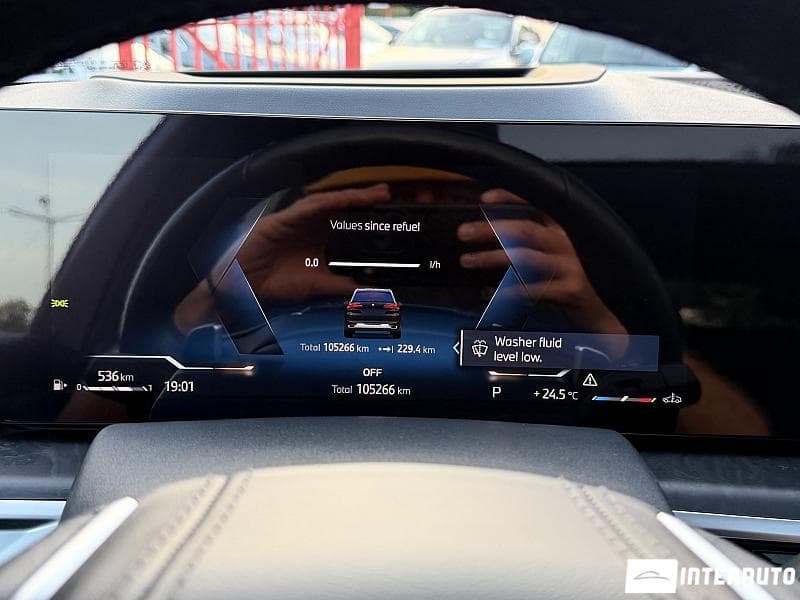 2023 BMW X5 4.0i — Miniatură 9