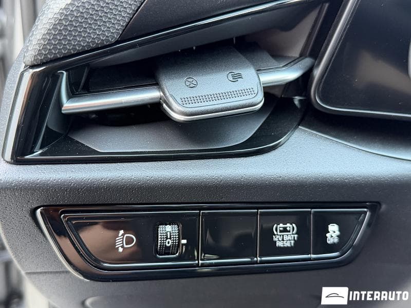 Kia Niro 2022 — Миниатюра 10