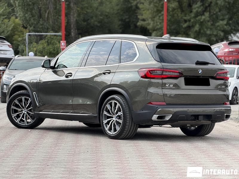 2021 BMW X5 4.5e — Miniatură 3