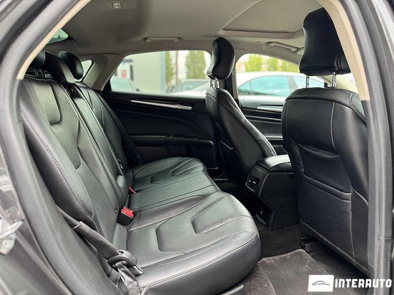 2019 Ford Fusion — Miniatură 18