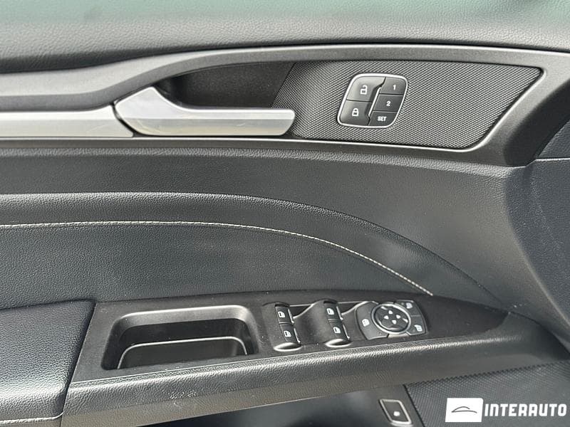 2019 Ford Fusion — Miniatură 7