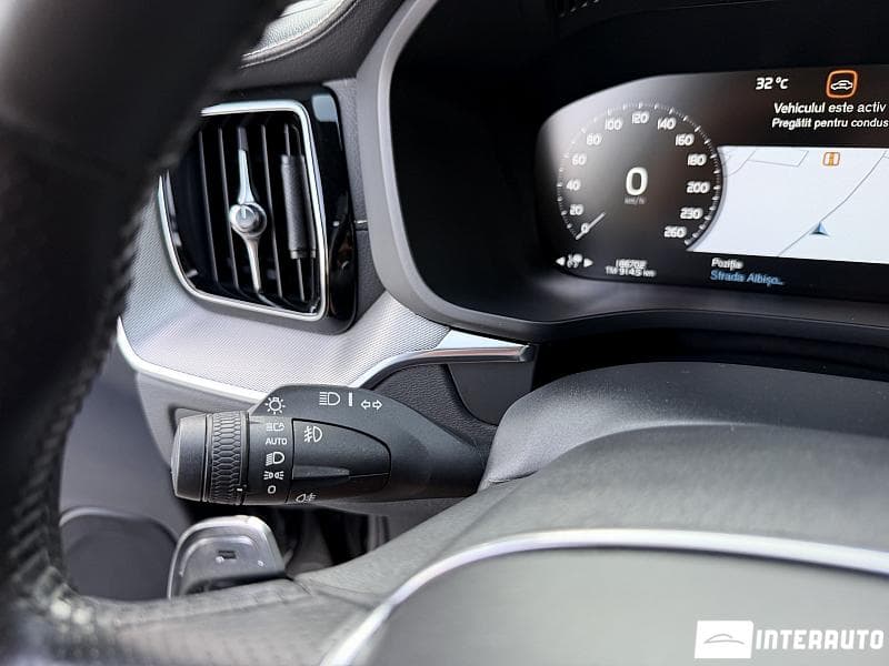 2018 Volvo XC 60 — Miniatură 18
