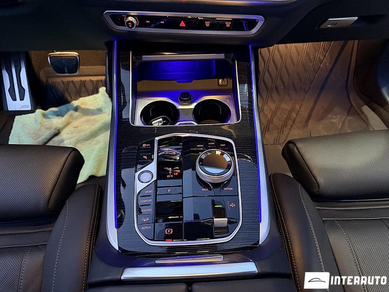 2024 BMW X7 4.0i — Miniatură 10