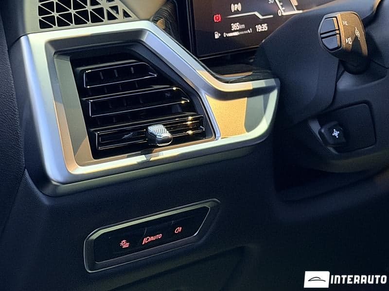 2024 BMW X7 4.0i — Miniatură 11