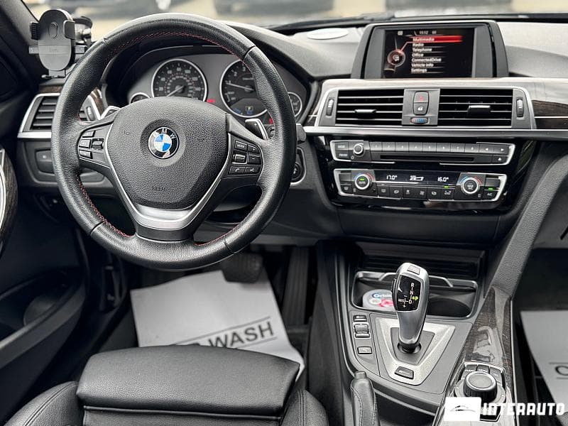 2017 BMW 330E — Miniatură 9