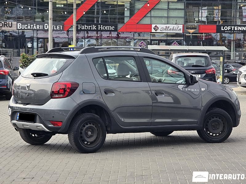 2018 Dacia Sandero Stepway — Miniatură 3