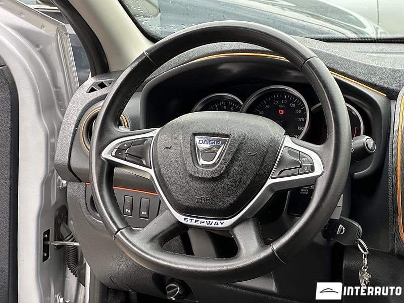 2017 Dacia Sandero Stepway — Miniatură 7