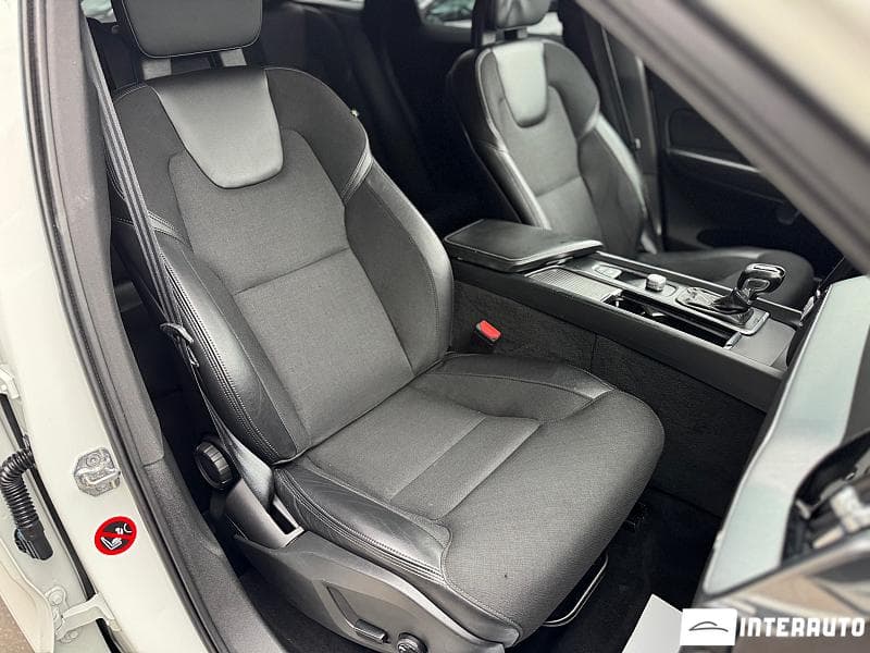 2018 Volvo XC 60 — Miniatură 8