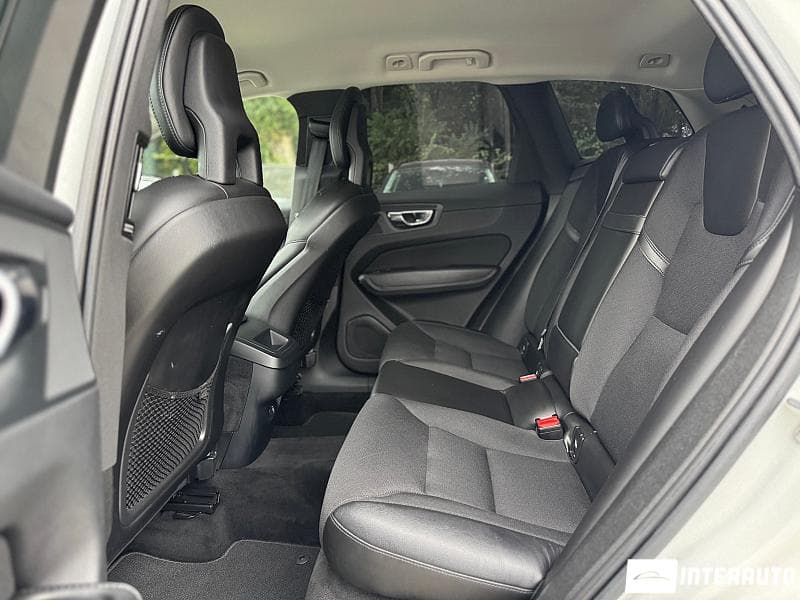 2018 Volvo XC 60 — Miniatură 9