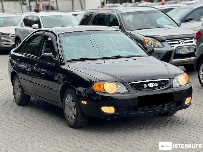 2004 Kia Spectra — Miniatură 3
