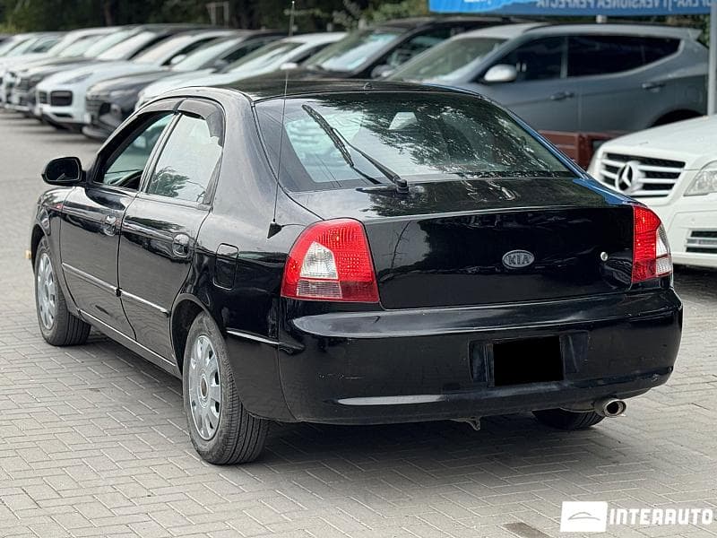 2004 Kia Spectra — Miniatură 4