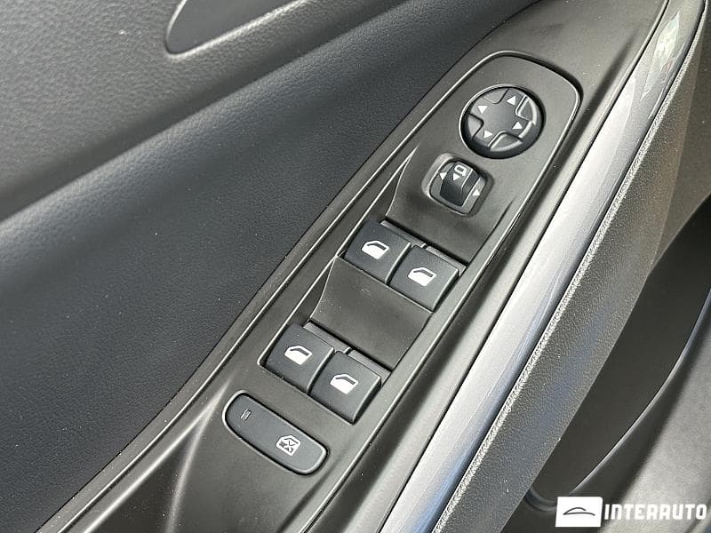 2020 Opel Grandland X — Miniatură 17